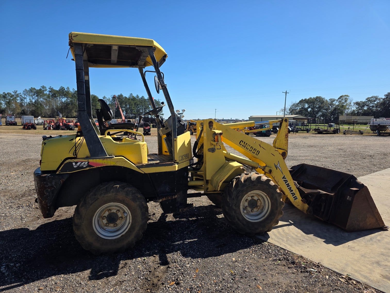 Yanmar V4-6 Equipment Image0