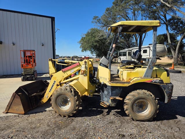 Image of Yanmar V4-6 equipment image 1