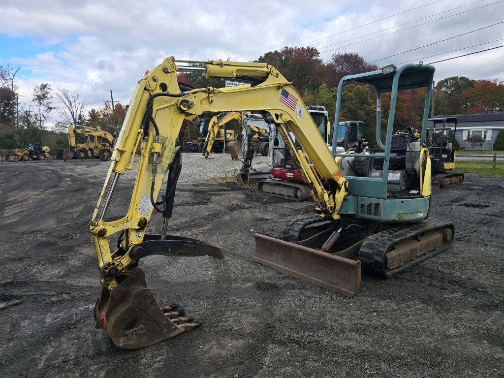 Yanmar VIO35-3 Equipment Image0