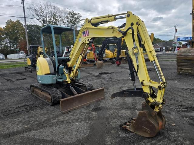 Image of Yanmar VIO35-3 equipment image 1