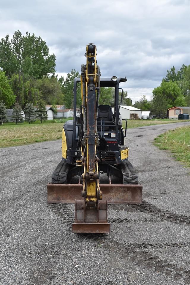 Image of Yanmar VI035 equipment image 2