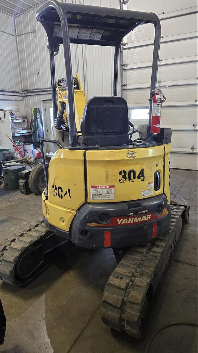 Image of Yanmar VIO25-6A equipment image 2