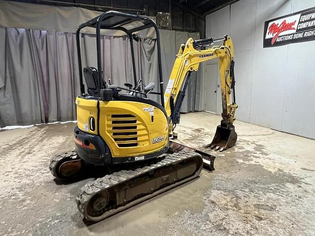 Image of Yanmar VIO25-6A equipment image 4