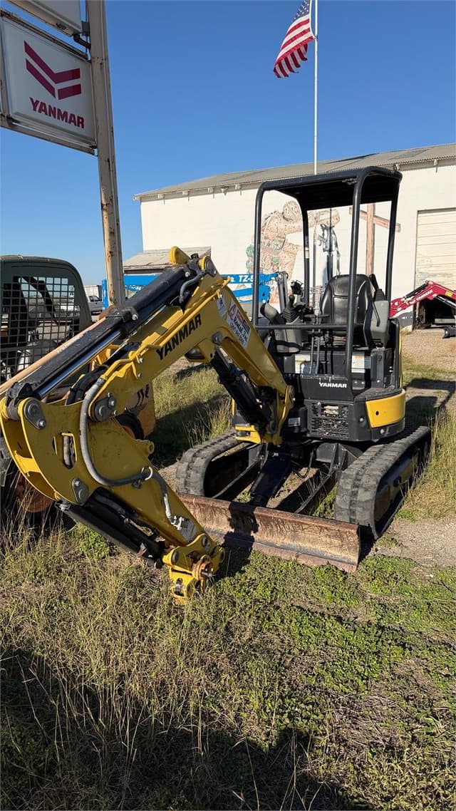 Image of Yanmar VIO25 equipment image 2