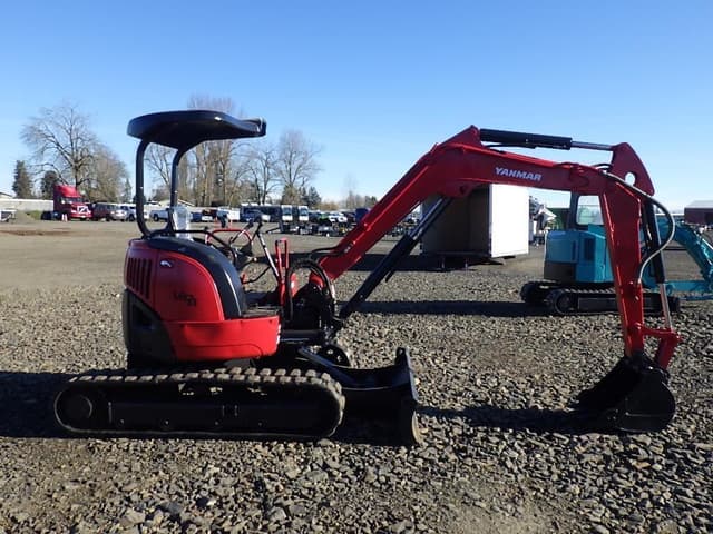 Image of Yanmar VIO35-2 equipment image 2