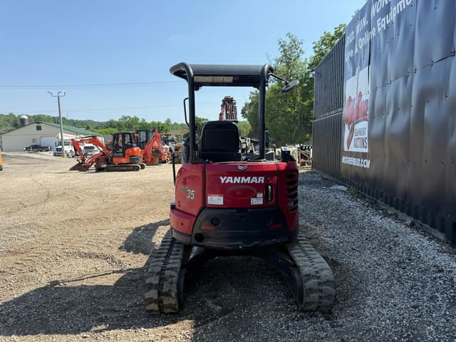 Image of Yanmar Vio35-6A equipment image 2