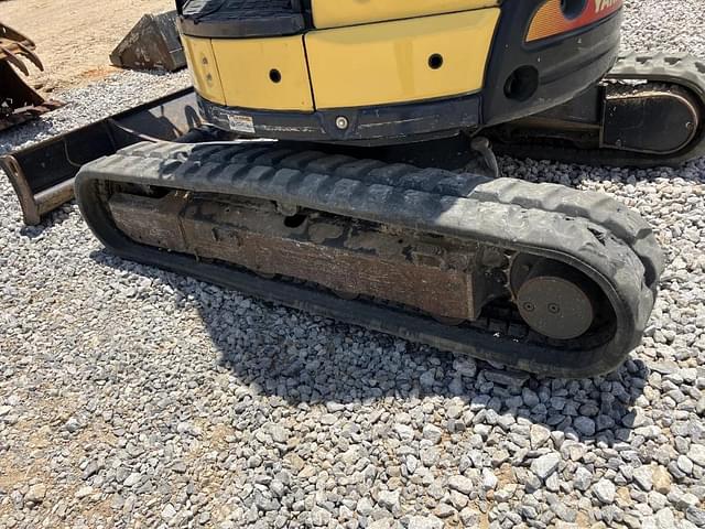 Image of Yanmar Vio35-6A equipment image 4