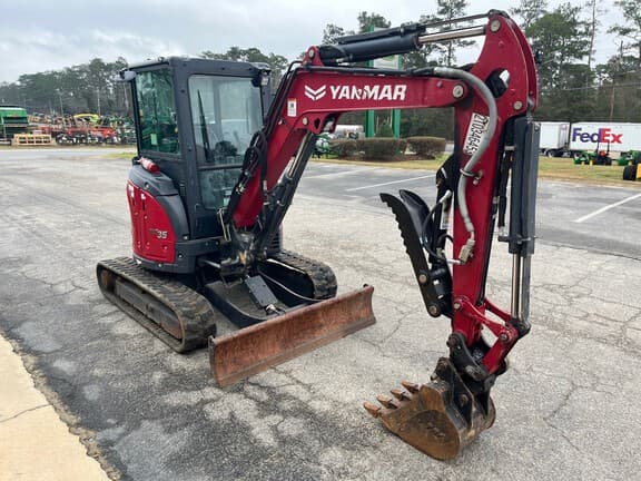 Image of Yanmar VIO35 equipment image 3