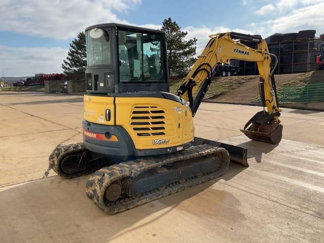 Image of Yanmar VIO55-6A equipment image 4