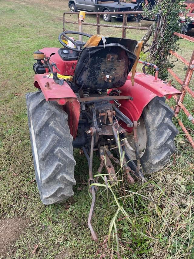 Image of Yanmar YM180 equipment image 2