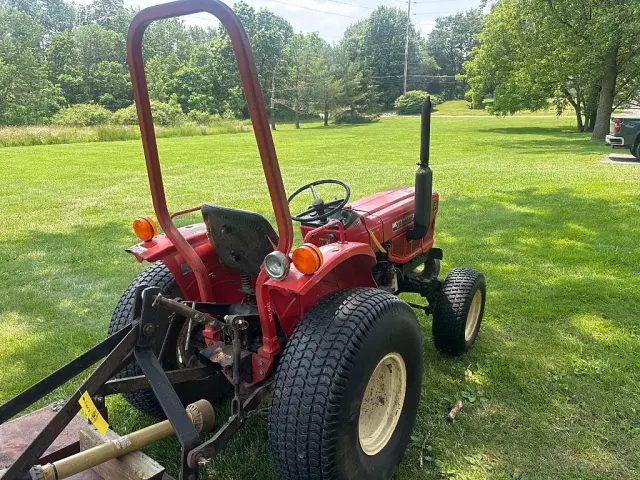 Image of Yanmar YM220 equipment image 1