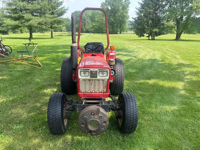 Image of Yanmar YM220 equipment image 4