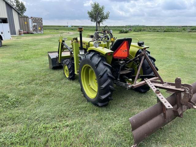 Image of Yanmar YM240 equipment image 2