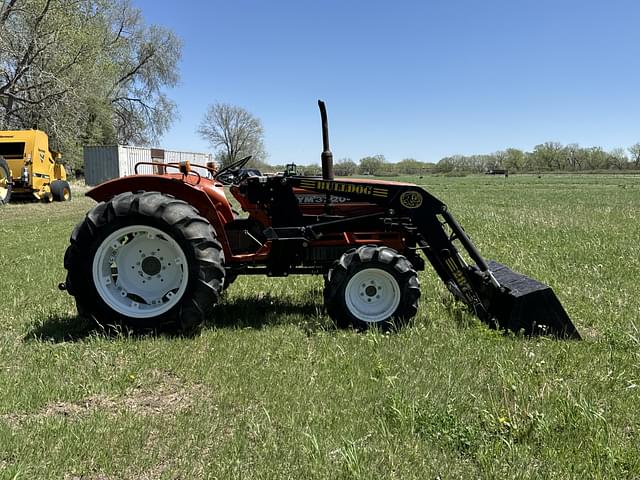 Image of Yanmar YM3220 equipment image 3
