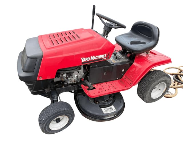 Image of Yard Machines MTD equipment image 1