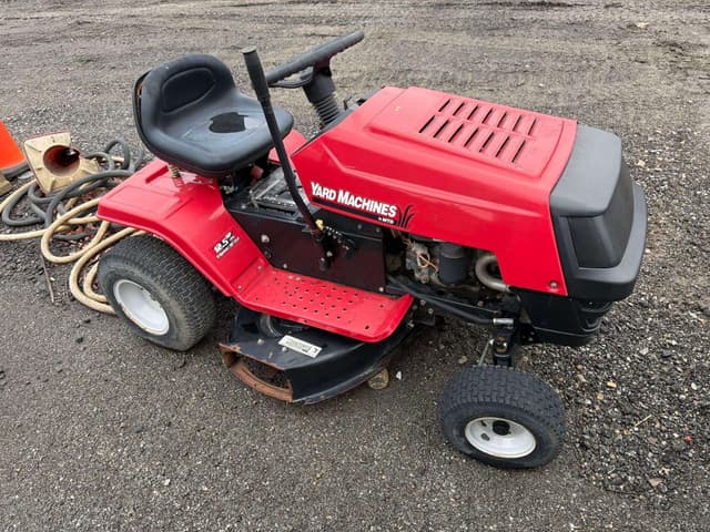 Image of Yard Machines MTD equipment image 4