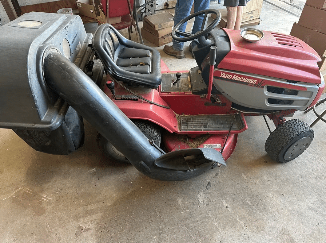 Image of Yard Machines MTD Image 0