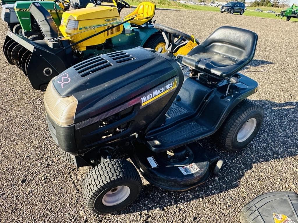 Image of Yard Machines 13BK608G129 Primary image