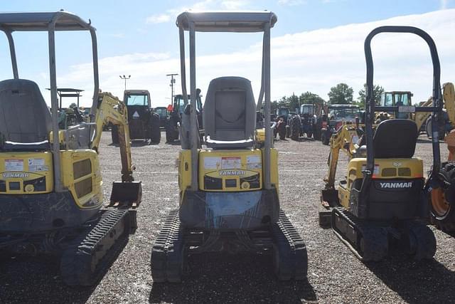Image of Yanmar VIO17 equipment image 2