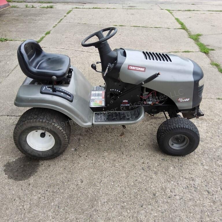 Image of Craftsman LT1000 Primary image