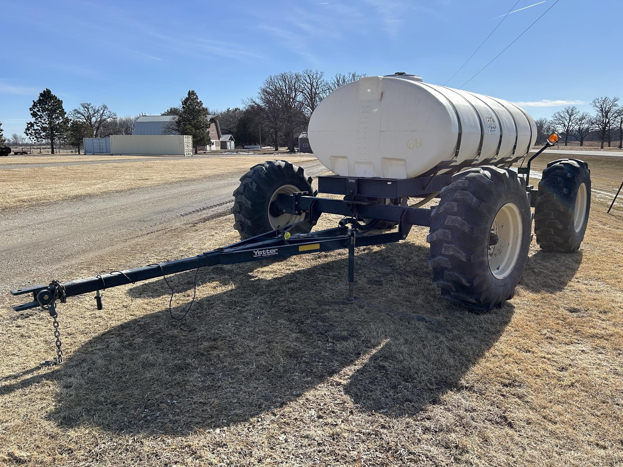 Yetter 1600 Equipment Image0