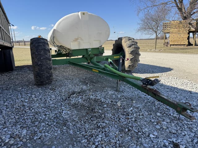 Image of Yetter 1600 equipment image 1