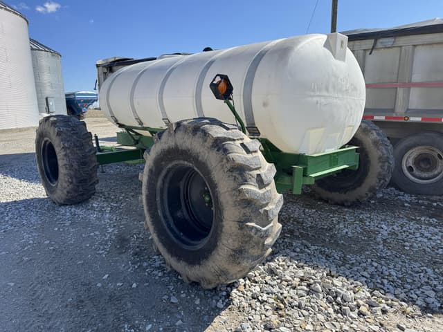 Image of Yetter 1600 equipment image 2