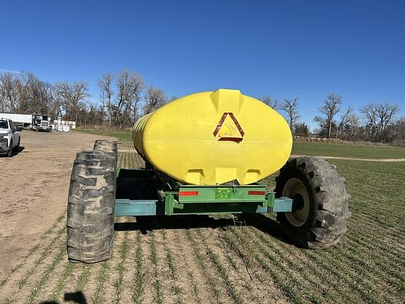 Image of Yetter 1600 equipment image 2