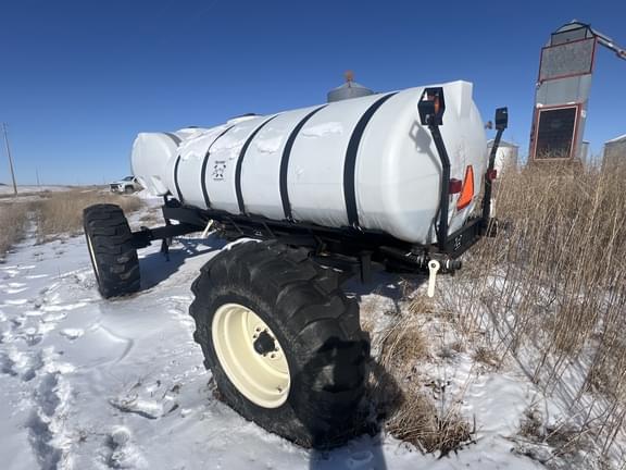 Image of Yetter 1600/400 Dual Tank Primary image