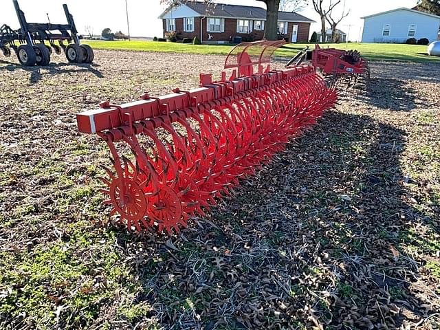 Image of Yetter 3415 equipment image 1