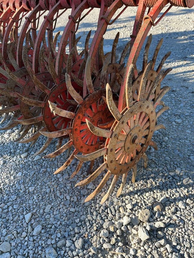 Image of Yetter 3415 equipment image 4