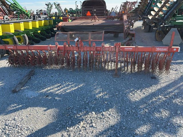 Image of Yetter 3415 equipment image 1