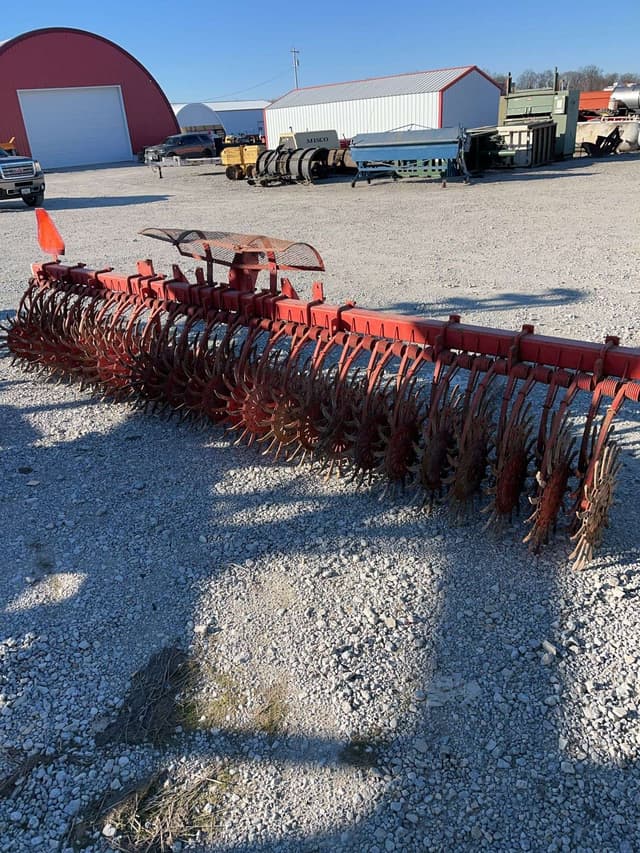 Image of Yetter 3415 equipment image 3