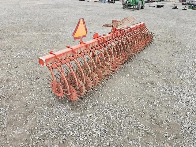 Image of Yetter 3415 equipment image 3