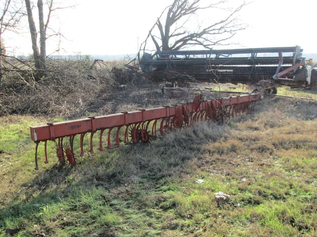 Image of Yetter 3421 equipment image 1