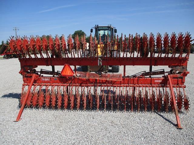 Image of Yetter 3530 equipment image 4