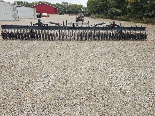 Image of Yetter 3530 equipment image 4