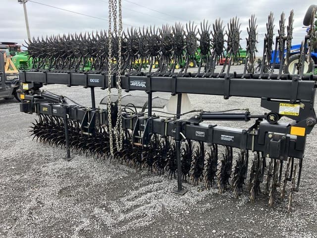 Image of Yetter 3530 equipment image 3