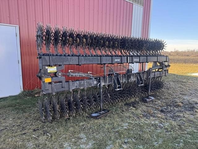 Image of Yetter 3530 equipment image 1