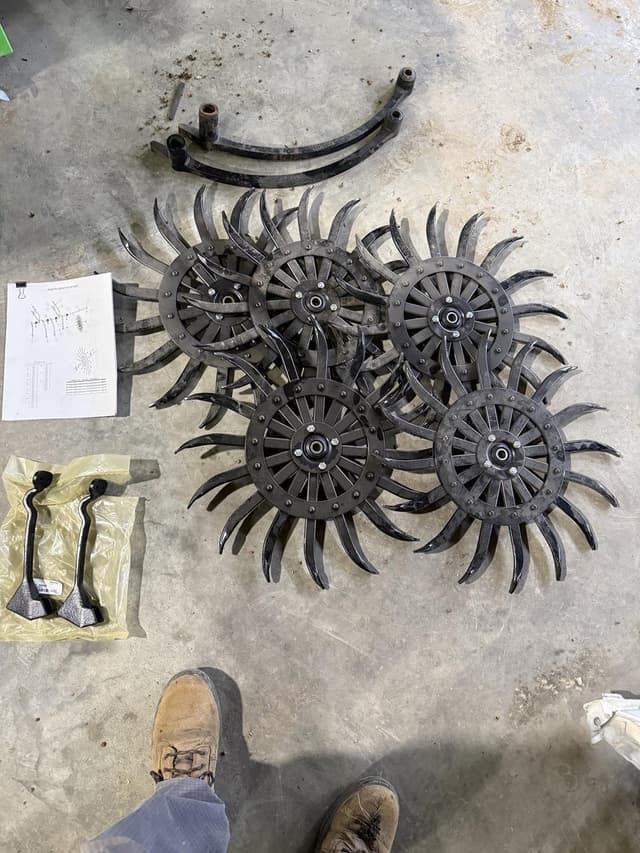 Image of Yetter 3541 equipment image 2