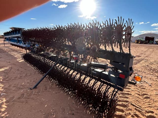 Image of Yetter 3541 equipment image 4