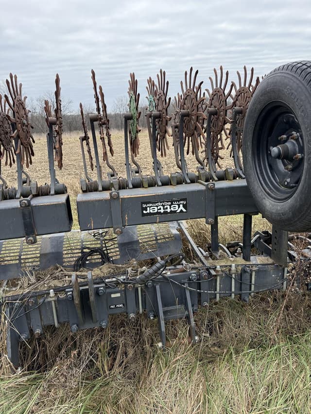 Image of Yetter 3541 equipment image 2