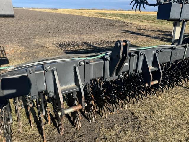 Image of Yetter 3546 equipment image 2