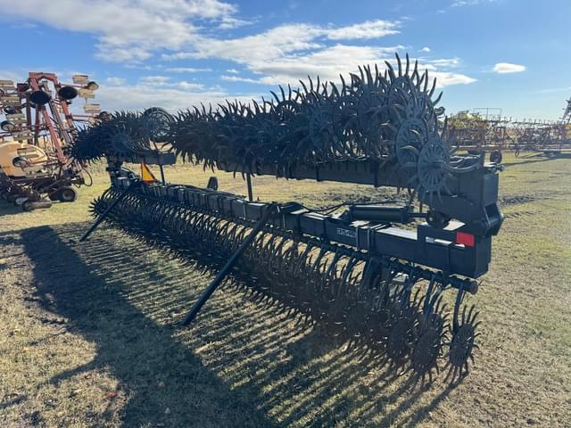 Image of Yetter 3546 equipment image 3