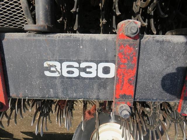 Image of Yetter 3630 equipment image 4