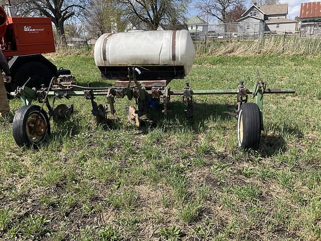 Image of Yetter 3800 equipment image 1