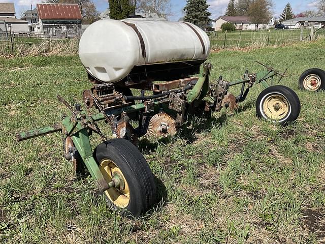Image of Yetter 3800 equipment image 2