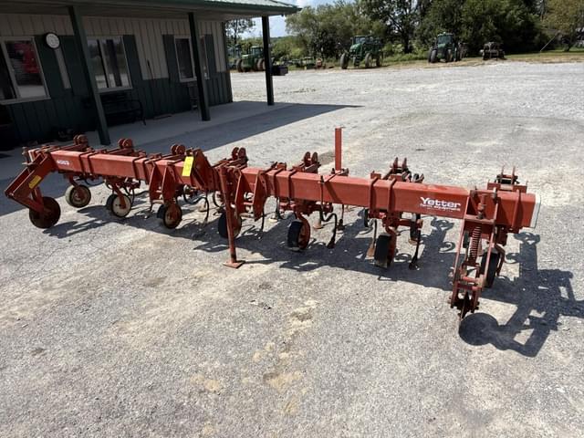 Image of Yetter 4063 equipment image 3