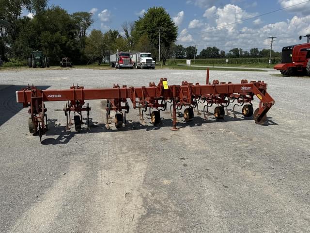 Image of Yetter 4063 equipment image 1