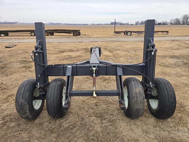 Image of Yetter 6300 equipment image 3